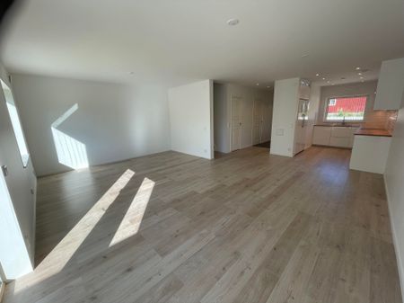 Björsaredsvägen, Olofstorp - Foto 2