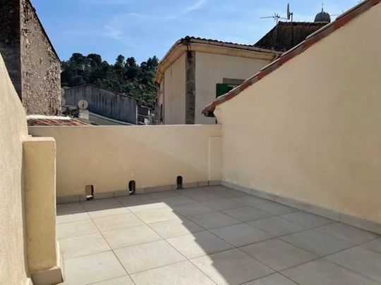 Location Appartement 2 pièces 70 m2 à Lodève - Photo 1