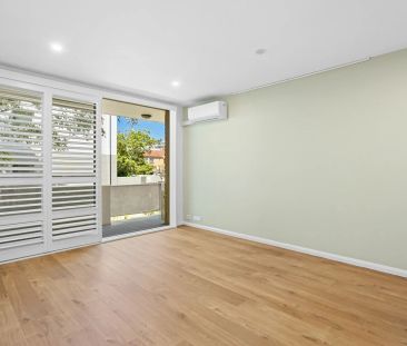 Stylish Coastal Living in a Prime Lifestyle Location - Photo 1