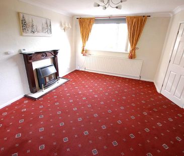4 bedroom detached house to rent - Photo 3