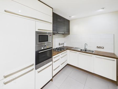 Apartment 11.10 The Arc 2l Queens Road, Belfast, BT3 9FN - Photo 2