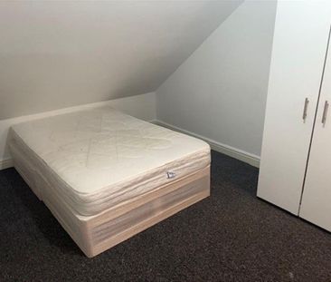 Flat , Princess Street, Luton - Photo 2
