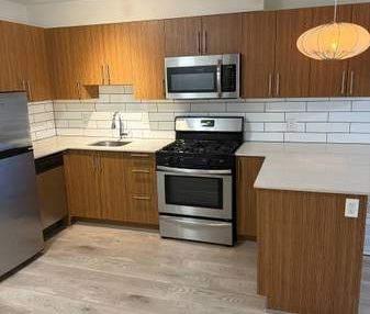 Pet Friendly Studio Apartment($500 off First Month) - Photo 3