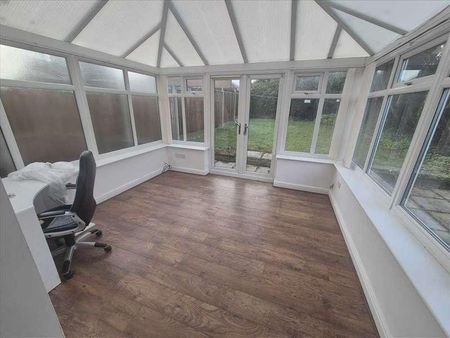 Guillemot Way, Halewood, Liverpool, L26 - Photo 3