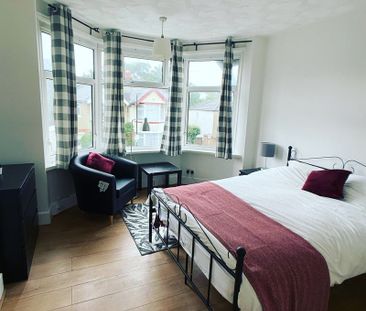 Room in a Shared House, Granby Grove, SO17 - Photo 1