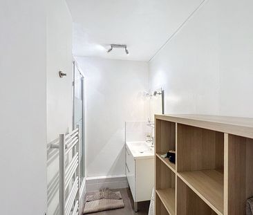 A LOUER - CHAMBRE EN COLOCATION - MEUBLE - AIX SUD - Photo 2