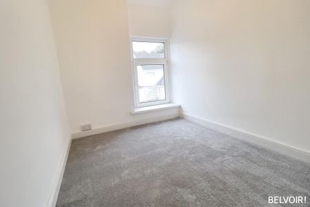 3 bedroom terraced house to rent - Photo 4