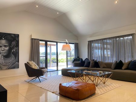 Glamourous rooftop penthouse - Photo 3