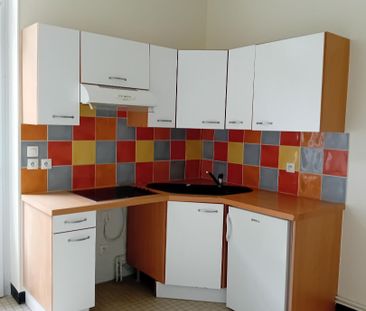 Location Appartement 1 pièce 34m² - Photo 4