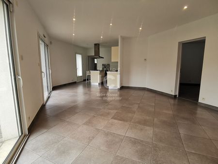 Location Maison 7 pièces 139m² - Photo 2