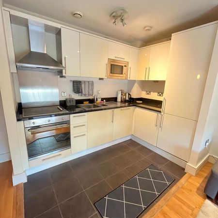 1 bedroom flat to rent - Photo 3