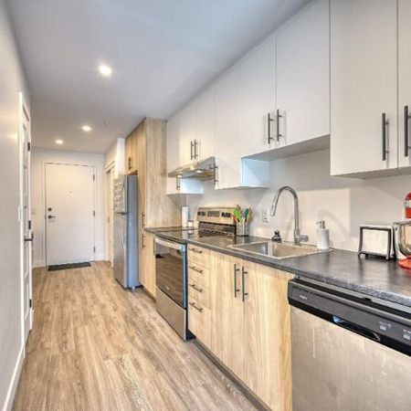 Superbe studio tres spacieux et Coquet - Photo 3