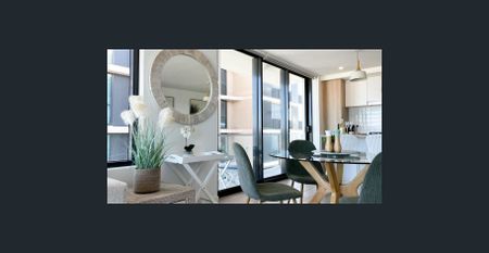 Coastal Luxury Living – Furnished 2 Bedroom Apartment in Prime Beachfront Position - Photo 4