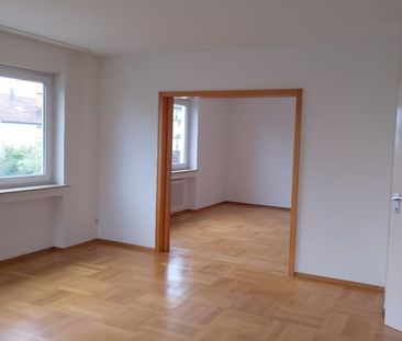 GroÃzÃ¼gige 4-Zimmer-Wohnung TÃ¼bingen Wohngebiet Wanne - Photo 2