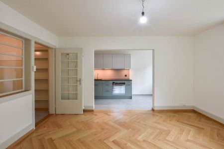 2.5-room apartment with the aesthetics of an old building - Foto 2