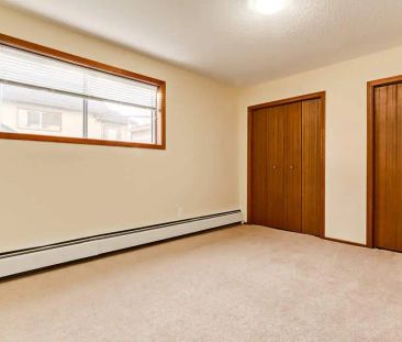 - 2 Bedroom at Swan Court - Photo 1