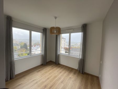 Location Appartement 2 pièces 44m² RODEZ 12000 - Photo 4