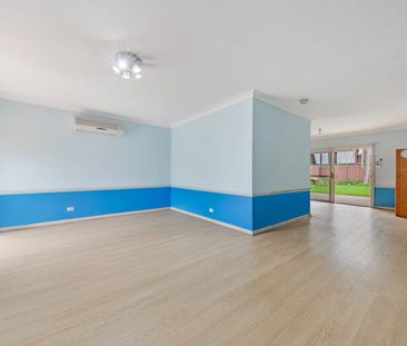 3 Bedroom 2 Bathroom duplex house with lock up garage - Photo 1