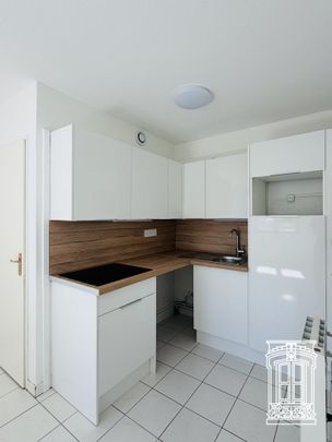 Location Appartement 1 pièce 24m² LYON 8ème - Photo 1