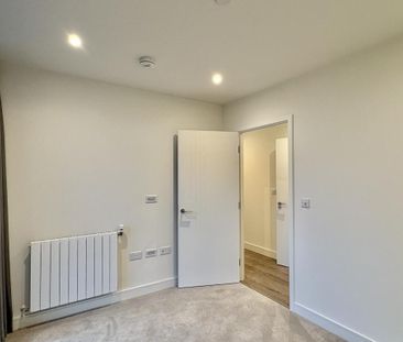 2 bedroom apartment to rent - Photo 4