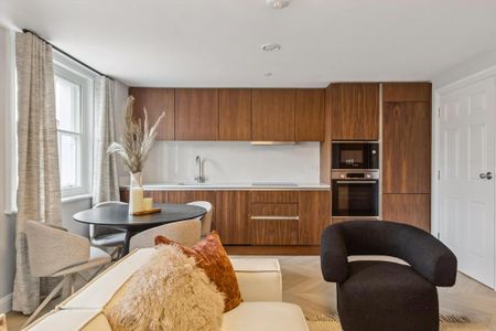 3 bedroom flat to rent - Photo 5