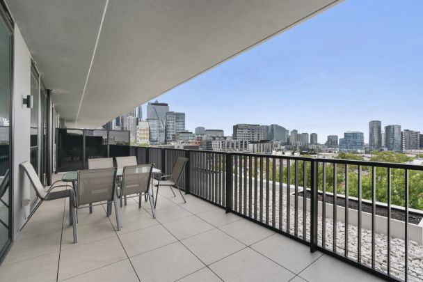 504/102 Stanley Street, West Melbourne. - Photo 1