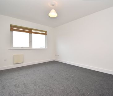 De Grey Road, Colchester, Essex, CO4 5TZ - Photo 5