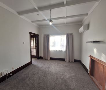 Lovely family home - Photo 3