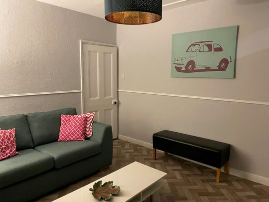 Cross Street, Lincoln, LN5 - Photo 1