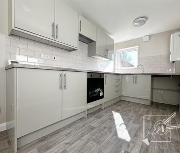 Dover Road, Gravesend - Photo 1