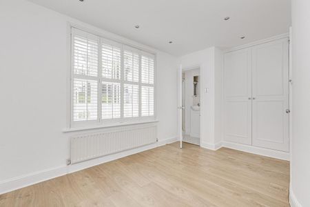 3 bedroom house in London - Photo 3