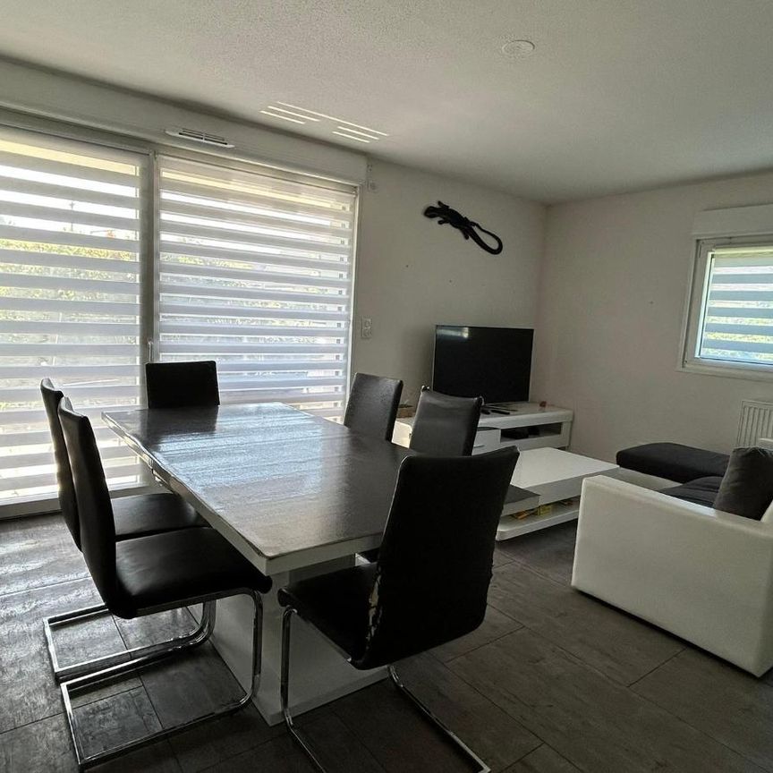 Location Appartement 2 pièces 48m² KINGERSHEIM 68260 - Photo 1
