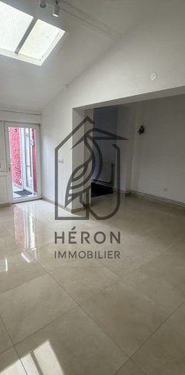 Appartement type 2 avec cour - 150m métro - Photo 1