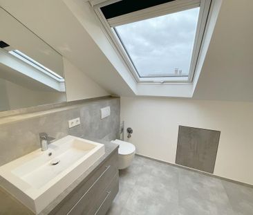 Bonn-Beuel: Schicke, möblierte Dachgeschosswohnung - sofort einzieh... - Photo 6