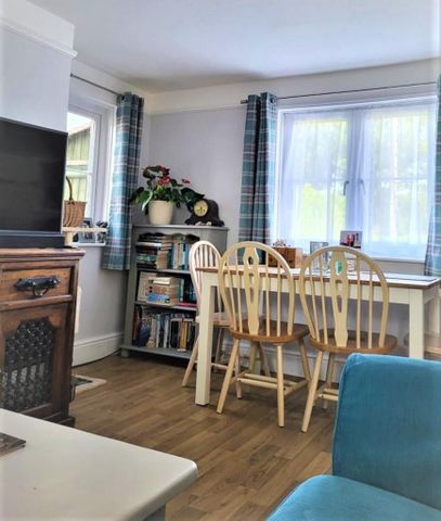 2 bedroom detached house to rent - Photo 2