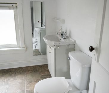 For Lease - 39 CARLETON Street Unit# upper, Thorold, Ontario - Photo 5