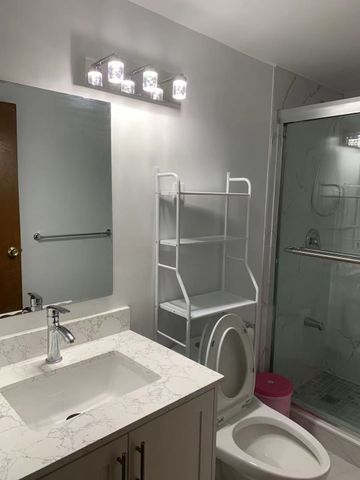 For Lease - 137 Markham Street, Toronto, Ontario - Photo 3