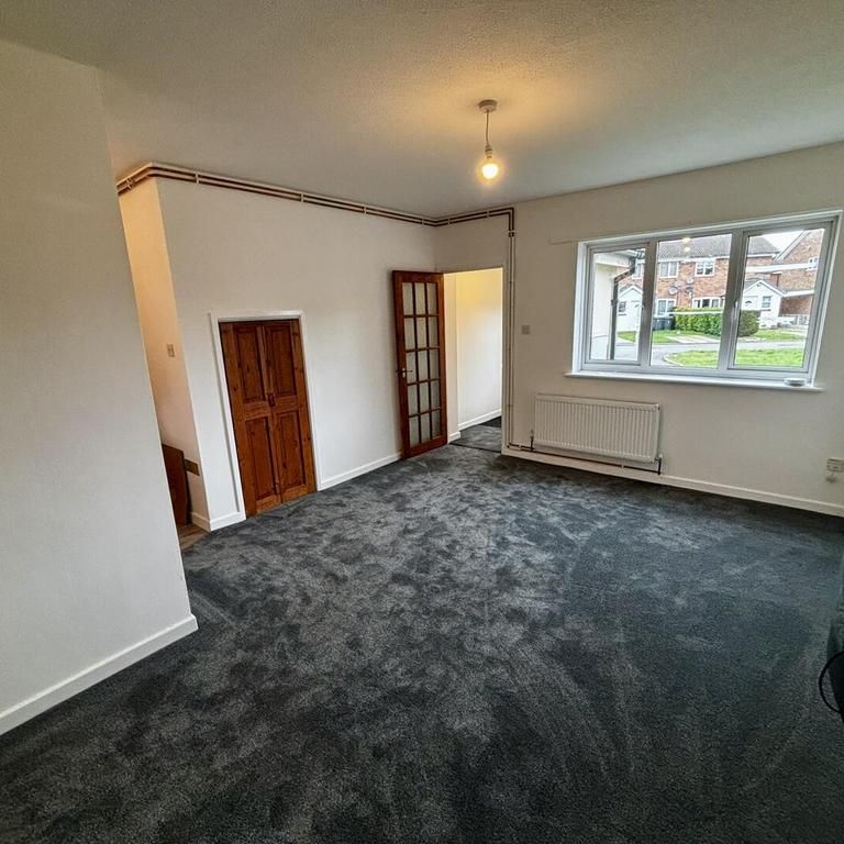 2 bedroom maisonette to rent - Photo 1