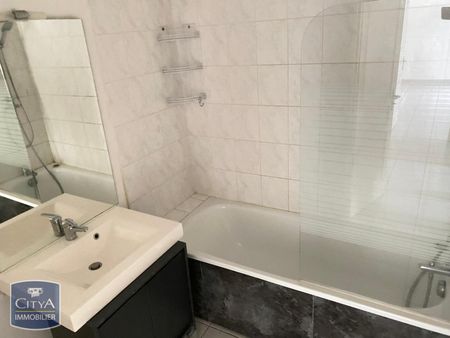 Location Appartement 2 pièces 52m² STIRING WENDEL 57350 - Photo 2