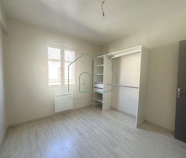 Location Appartement 2 pièces 50m² DECAZEVILLE 12300 - Photo 2