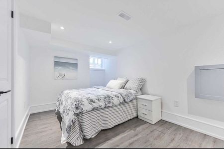 For Lease - 8 Kent Road, Toronto, Ontario - Photo 2