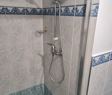 3-bedroom shared unit, U Smith Street - Photo 4