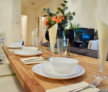 1 Bed Flat, Undine Road, E14 - Photo 3