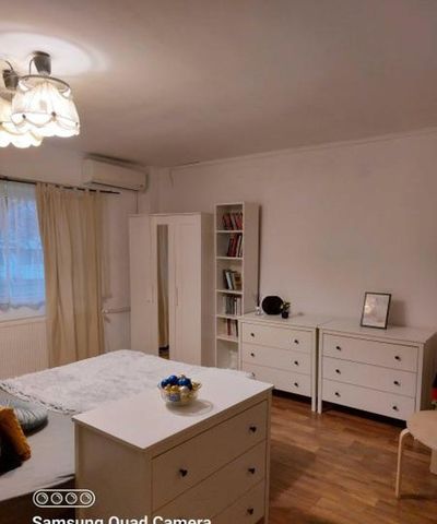 Vitan mall timpuri noi vlaicu voda - Photo 2