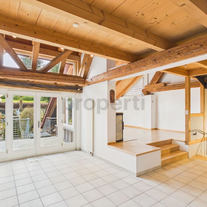 Charming 5.5-room farmhouse with balcony, Muttenz - Photo 1