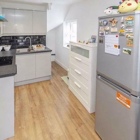 1 Bed Flat, Philip Lane, N15 - Photo 3