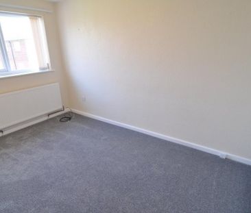 3 bedroom townhouse to rent - Photo 2