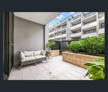 Stylish and contemporary apartment - Photo 4