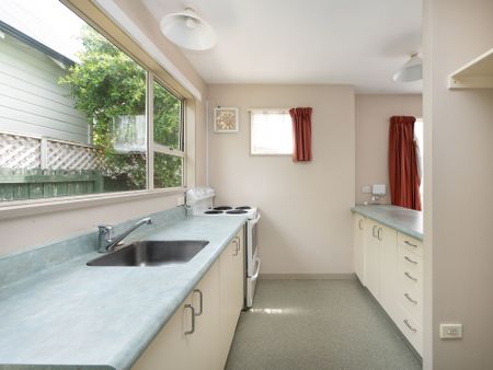 1 Bedroom Unit - Available in December - Photo 5