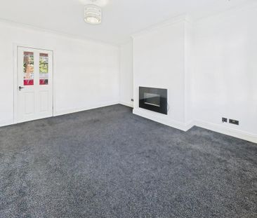 2 bedroom semi-detached house to rent - Photo 2